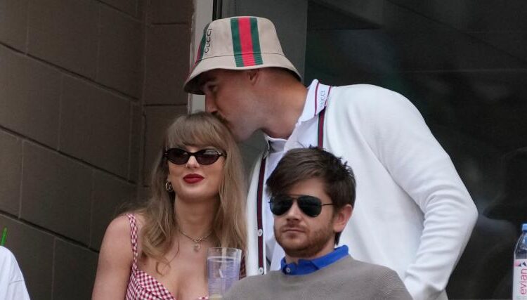 Taylor Swift está grávida? Explicando as especulações alimentadas por Bill Simmons sobre o bebê com Travis Kelce
