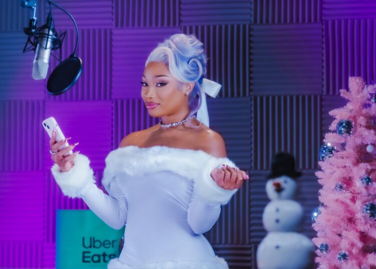 Uber Eats adiciona vídeos de celebridades à entrega de presentes
