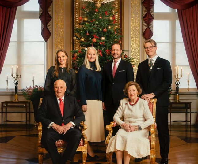 Um futuro rei e um suéter feio de Natal