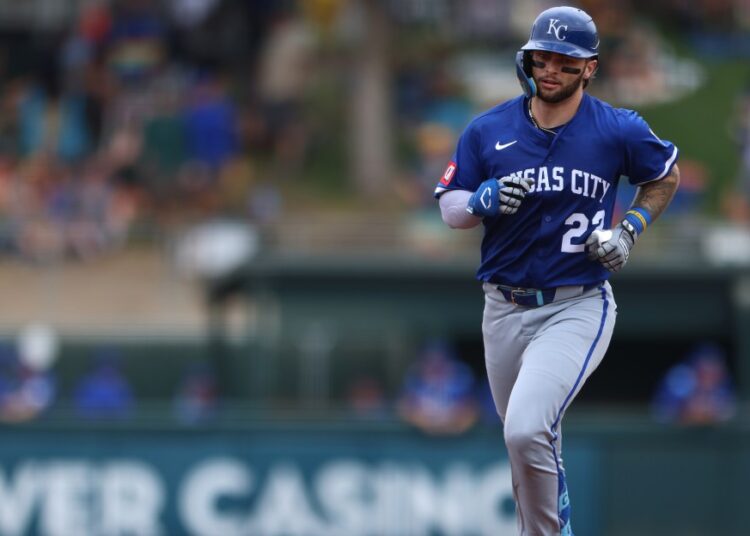 Uma previsão de escalação de 26 jogadores do Royals no meio do inverno de 2026
