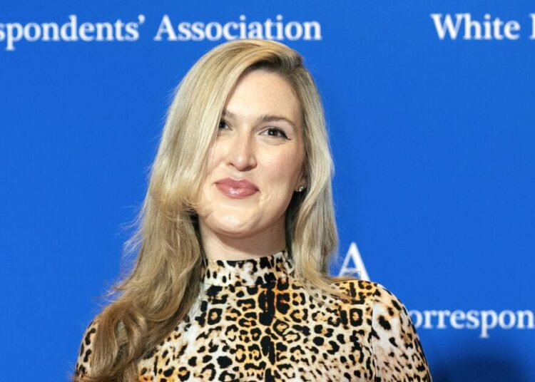 Vanity Fair, Olivia Nuzzi se separa em meio a seu 'American Canto'