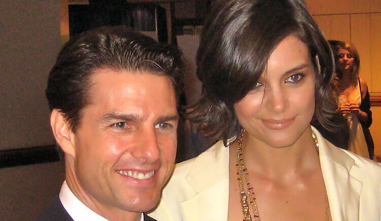 10 celebridades que se casaram com seus fãs