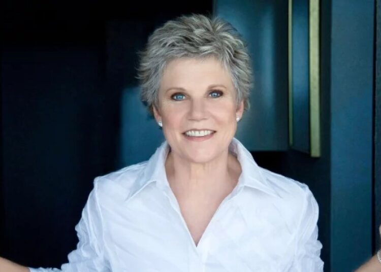 17 anos depois de se aposentar, ícone canadense Anne Murray retorna com novas músicas