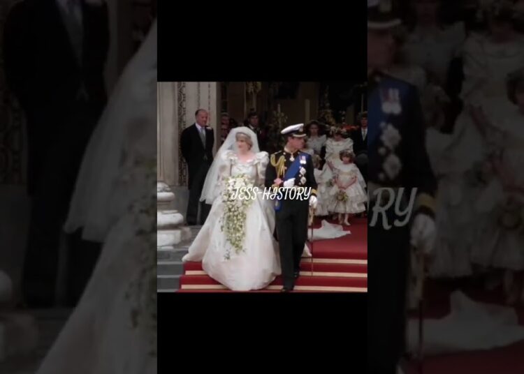 Matrimonio de la princesa Diana con el el príncipe Carlos de Inglaterra #ladydianaspencer #realeza