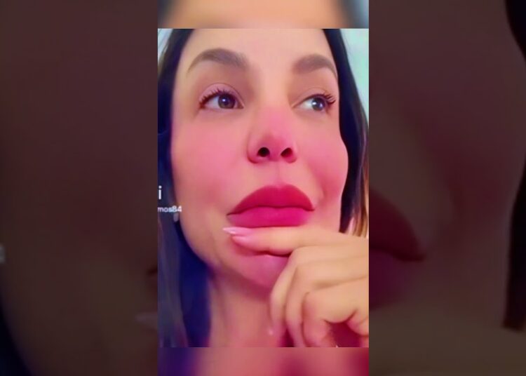 Ivete Sangalo é c1itic1d1 por V1mp1rinh1