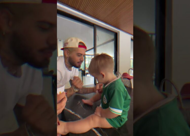 ZÉ FELIPE ENCONTRA SEUS FILHOS APÓS TÉRMINO #fofoca #famosos #zefelipe #celebridades