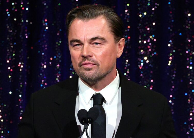 Leonardo DiCaprio agradece à mãe no NBR Gala e diz que esperou 25 anos por um filme como ‘Uma batalha após a outra’ | Amy Ryan, Ann Dowd, Benicio Del Toro, Cary Elwes, Chase Infiniti, Delroy Lindo, Emily Blunt, Eva Victor, Inga Ibsdotter Lilleaas, Jay Duplass, Joel Edgerton, Leonardo DiCaprio, Louisa Jacobson, Maggie Gyllenhaal, Martin Scorsese, Mary Bronstein, Michael B Jordan, Miles Caton, Paul Rudd, Paul Thomas Anderson, Peter Sarsgaard, Rose Byrne, Ryan Coogler, Stellan Skarsgard, Willie Geist, Wunmi Mosaku, Zinzi Coogler | Notícias e fofocas sobre celebridades | Entretenimento, fotos e vídeos