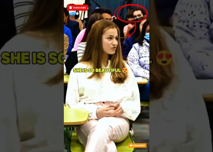 When Leonor Enters In Classroom #ytshorts #viralshorts #leonor #spanishroyalfamily #princess