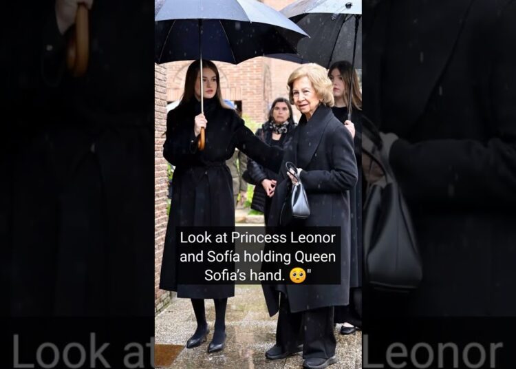 💔 Sad Goodbye: Princess Leonor & Queen Sofia in Athens Today 🇪🇸🇬🇷