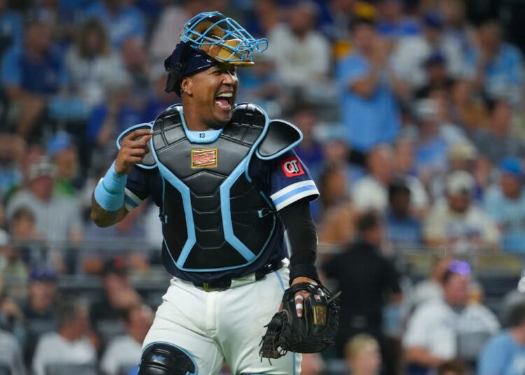 2 razões pelas quais a realeza deveria estar otimista em relação a Salvador Perez, 1 razão para se preocupar