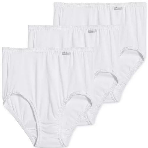 32 Celebrities on Their Favorite Underwear 2024