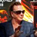 A arrecadação de fundos de Mickey Rourke é suspensa enquanto o ator e sua equipe resolvem as coisas