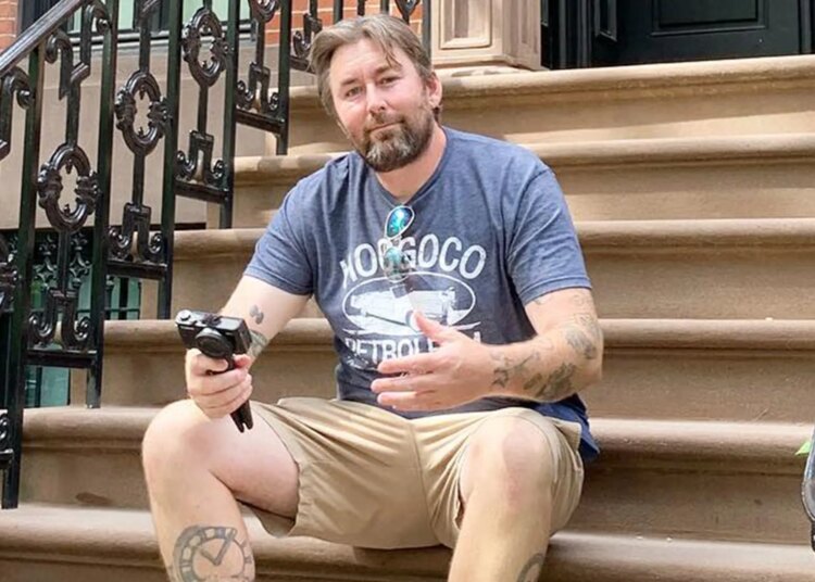 A causa da morte do YouTuber Adam the Woo 1 mês após o corpo ser encontrado