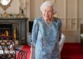 A estátua da Rainha Elizabeth II estará de pé e não a cavalo