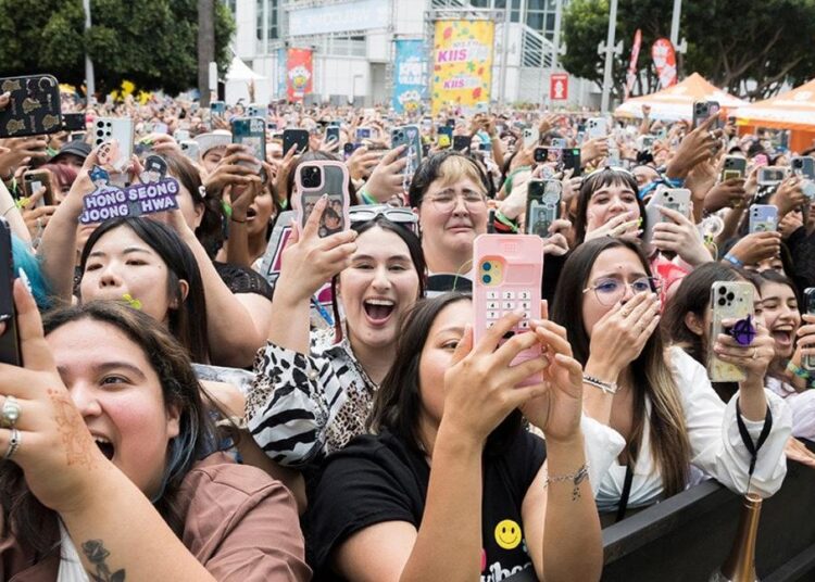 A música K-pop faz mal à sua saúde mental? A resposta pode surpreendê-lo