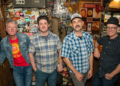 A nova descoberta do ano da Penguin Eggs Roots Music Canada Critics de 2025 é: Honeybear, the Band