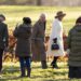 A propriedade de Sandringham emite alerta meteorológico enquanto o rei Charles enfrenta o frio intenso de Norfolk