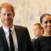 Amigos avaliaram a recente mudança parental do príncipe Harry e Meghan Markle