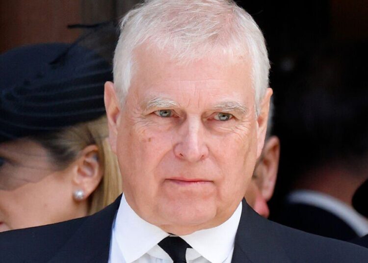 Andrew Mountbatten-Windsor 'pronto para deixar o Reino Unido e nunca mais olhar para trás' | Real | Notícias