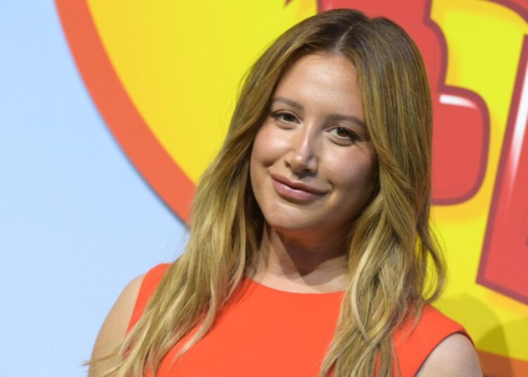 Ashley Tisdale nega que Mandy Moore e Hilary Duff estivessem em um bate-papo 'tóxico' – NBC4 Washington