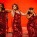 Assista RAYE estrear novas músicas de 'This Music May Contain Hope' ao iniciar a turnê de 2026 na Polônia