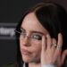 Billie Eilish pede que mais celebridades se manifestem contra o ICE