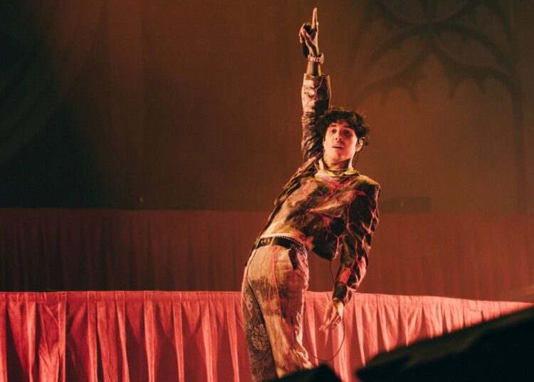 Bring Me The Horizon provoca remix de 'Throne' para 'Ghost Of Yōtei' e confirmado no novo álbum do ILLENIUM 'Odyssey'
