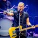 Bruce Springsteen canta canção de protesto contundente 'Streets of Minneapolis'