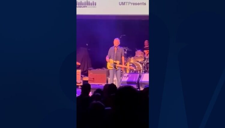 Bruce Springsteen critica ICE e Trump em nova música dedicada ao povo de Minneapolis