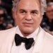 Mark Ruffalo usou um distintivo de protesto no Globo de Ouro (John Shearer/WireImage)