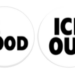Celebridades no Globo de Ouro usam distintivos Be Good para Renée Macklin Good