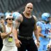 Celebridades que você não conhecia jogavam futebol americano universitário – a grande liderança