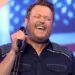 Como Adam Sandler deixou Blake Shelton 'nervoso' confortável