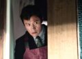 Crítica de 'No Other Choice': Thriller combina choques com ansiedade econômica