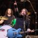 Dave Grohl diz que Foo Fighters terminou seu novo álbum “outro dia”