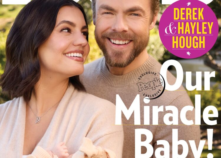 Derek e Hayley Hough apresentam a menina Everley
