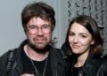 Ella Hunt se casa com o músico Thomas Bartlett! | Ella Hunt, Thomas Bartlett, Casamento | Notícias e fofocas sobre celebridades | Entretenimento, fotos e vídeos