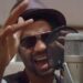 Eric Benét critica celebridades por ataques do ICE e prisões de jornalistas