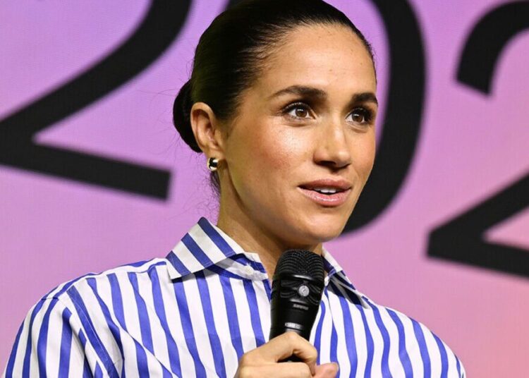 Especialista real destrói brutalmente Meghan 'medíocre e sem talento' | Real | Notícias