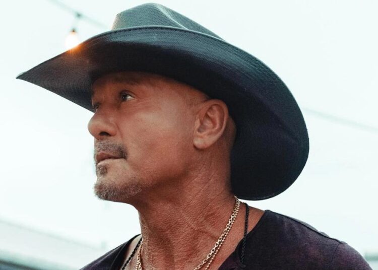 “Esta mensagem nunca foi tão relevante”: Tim McGraw estreia uma nova música inspiradora, ‘Different’ – e tem uma reviravolta comovente na trama