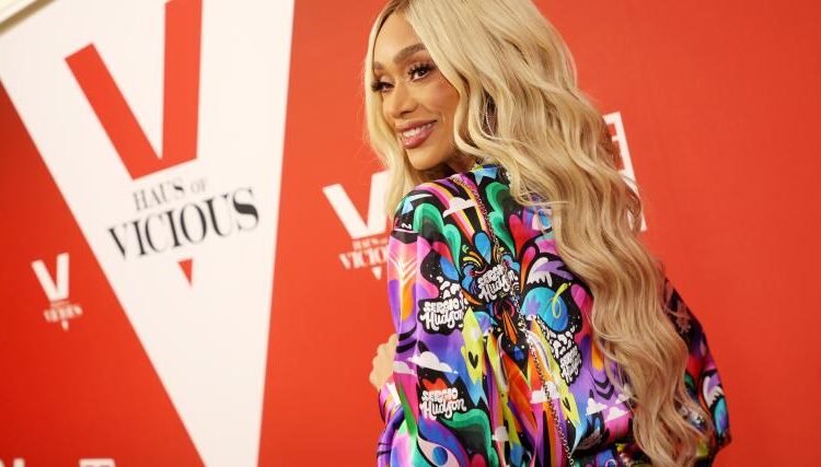 Ex-NBA WAG Tami Roman anuncia papel no novo filme da Lifetime