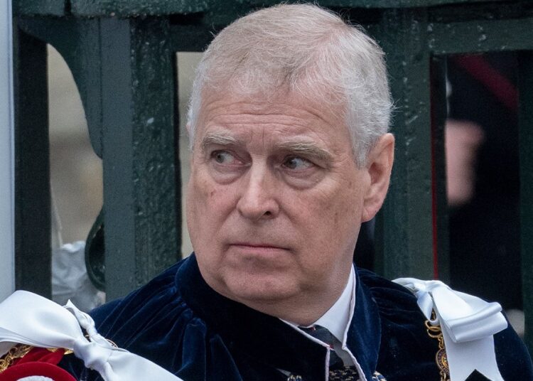Ex-Príncipe Andrew sairá da Loja Real até a Páscoa - Fonte
