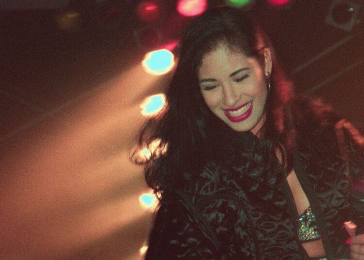 Exposição de Selena Quintanilla é inaugurada no Grammy Museum em Los Angeles