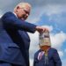 Ford 'mal pode esperar' para remover Crown Royal das prateleiras das lojas