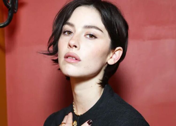 Gracie Abrams animada para lançar nova música