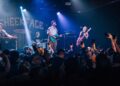 Grande festival traz quase 100 estrelas da música, comédia e drag para Edmonton este mês
