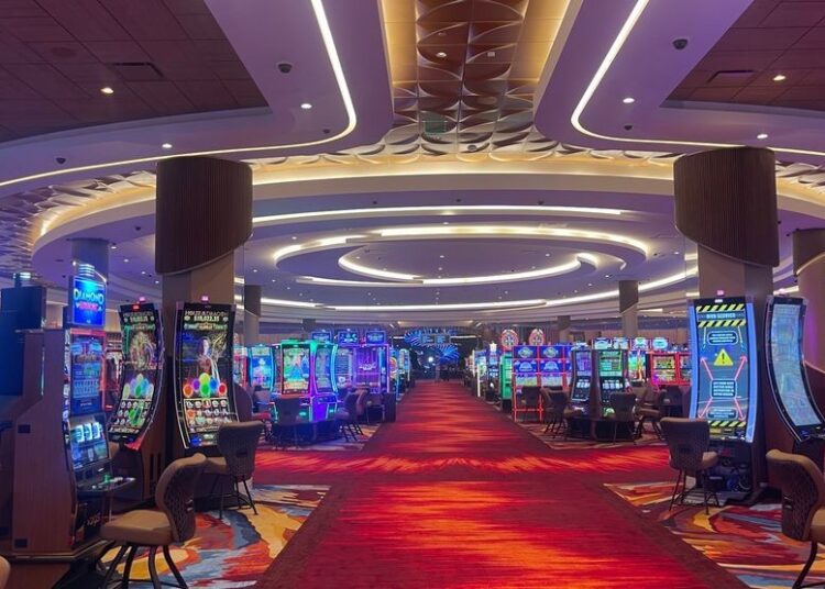 Hard Rock Casino Tejon realiza festa inaugural de Réveillon com fogos de artifício e música ao vivo