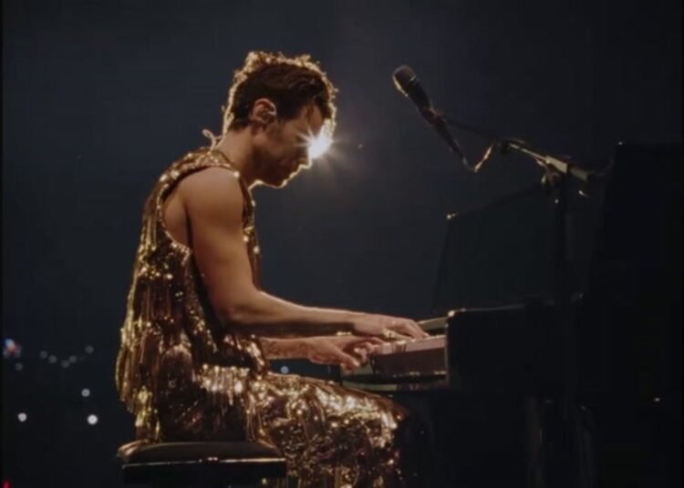 Harry Styles lança novo teaser musical em nota de voz enigmática