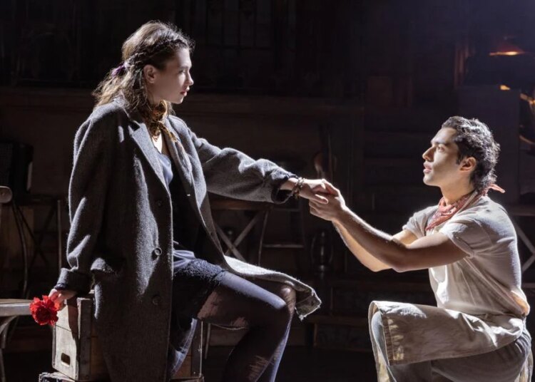 Jazz de Nova Orleans apresentado em 'Hadestown' no Saenger Theatre | Entretenimento/Vida