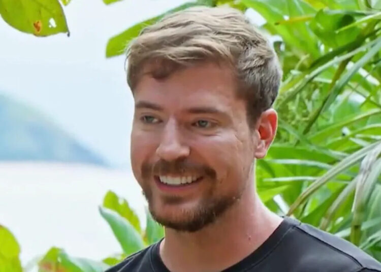 Jeff Probst defende participações especiais de celebridades de 'Survivor 50'